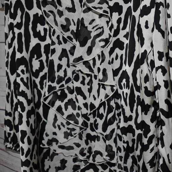 Top - Picture 3 of 4